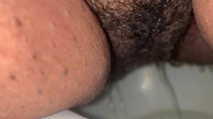 Click to play video Bbw shitting - video 8