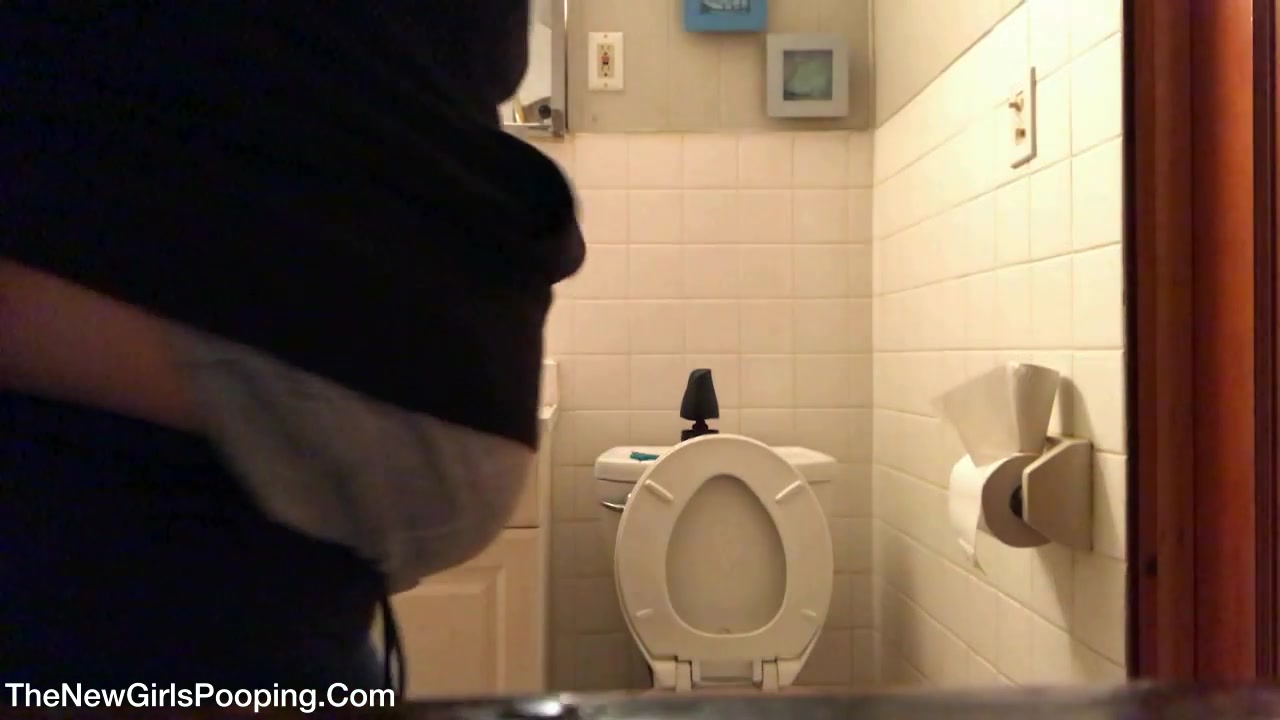 Super thick woman poops - ScatFap.com - scat porn search - FREE videos of  extreme kaviar and copro sex, dirty shit eating and smearing